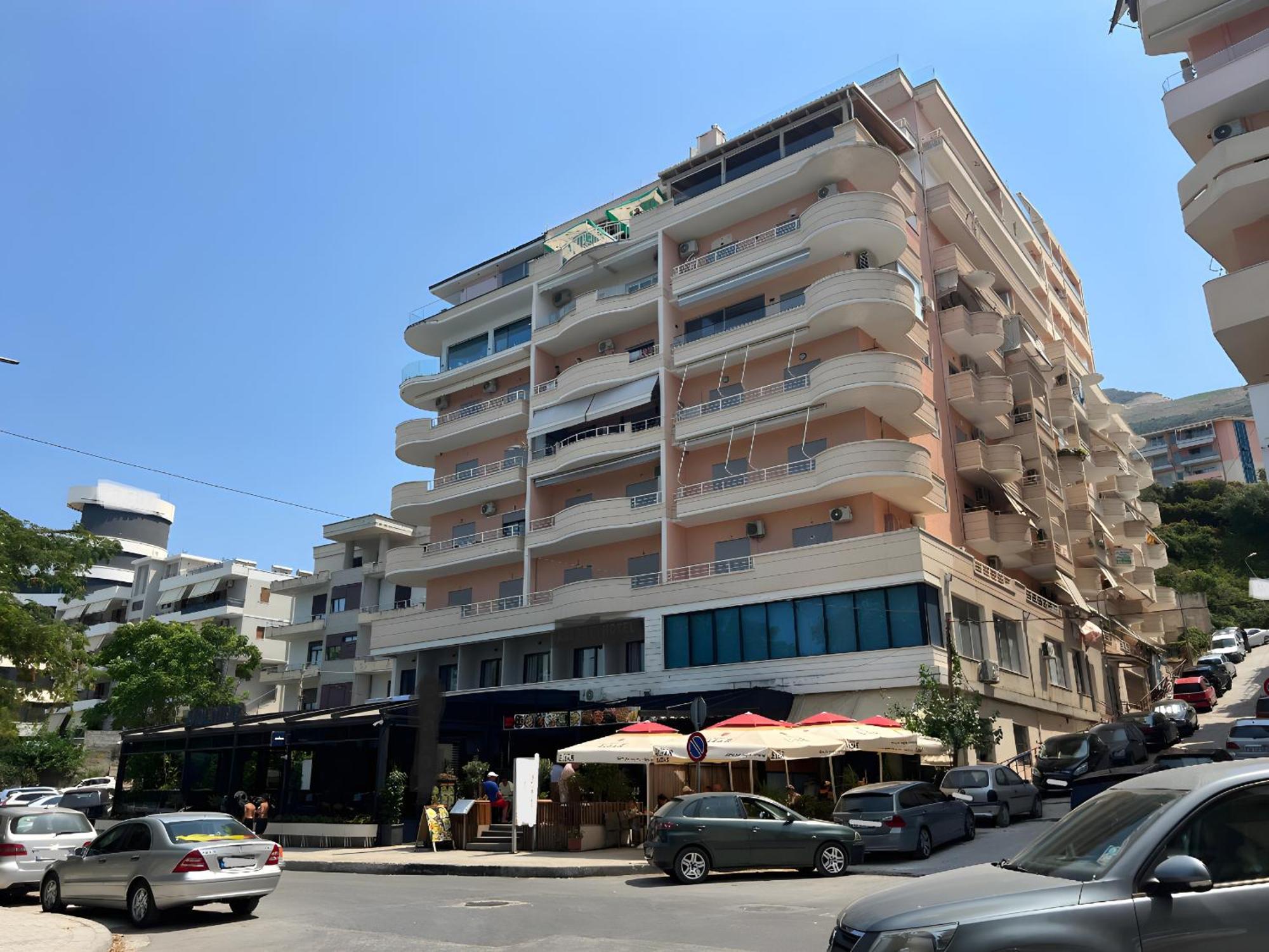 Teo'S Deluxe Studios Vlorë 外观 照片